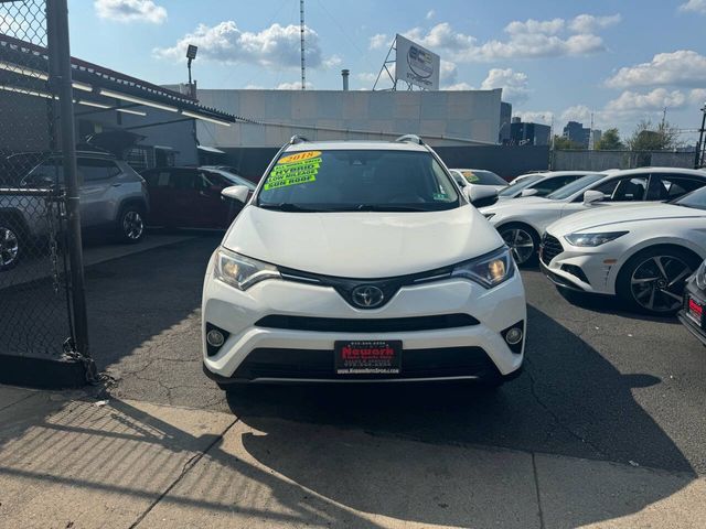 2018 Toyota RAV4 Hybrid XLE