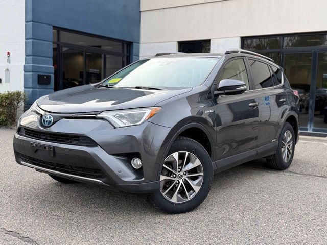 2018 Toyota RAV4 Hybrid XLE