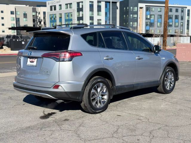 2018 Toyota RAV4 Hybrid XLE