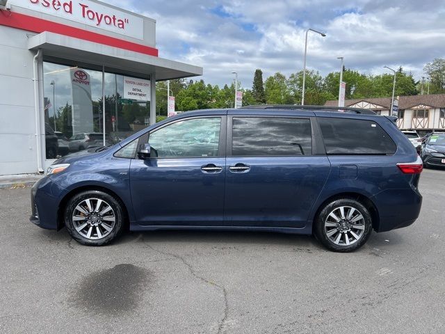 2018 Toyota Sienna Limited Premium