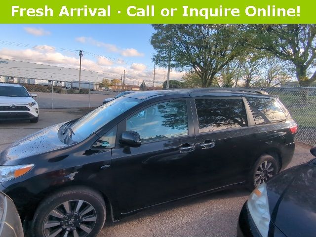 2018 Toyota Sienna 