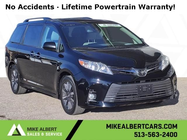 2018 Toyota Sienna 