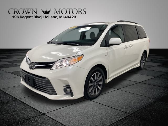 2018 Toyota Sienna XLE Premium