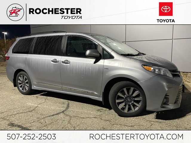 2018 Toyota Sienna 