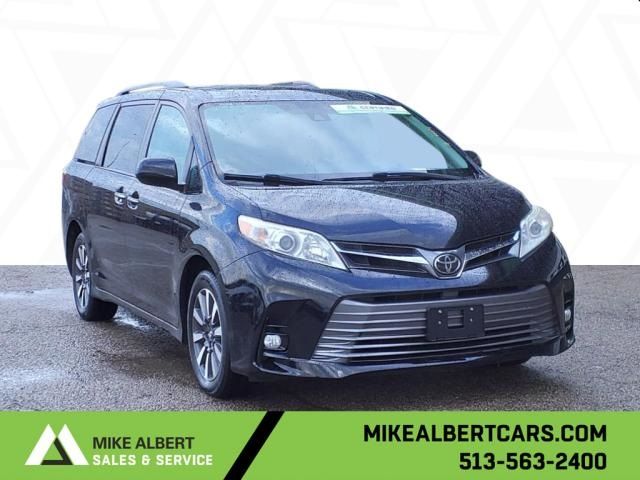 2018 Toyota Sienna 