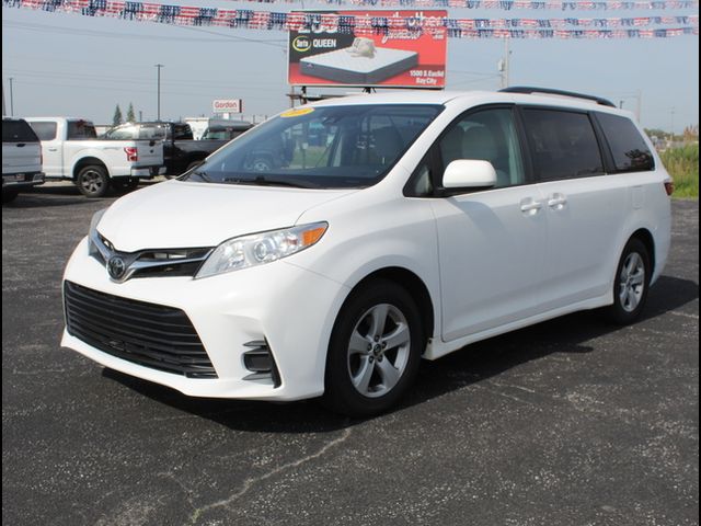 2018 Toyota Sienna 