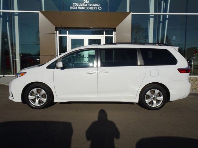 2018 Toyota Sienna LE