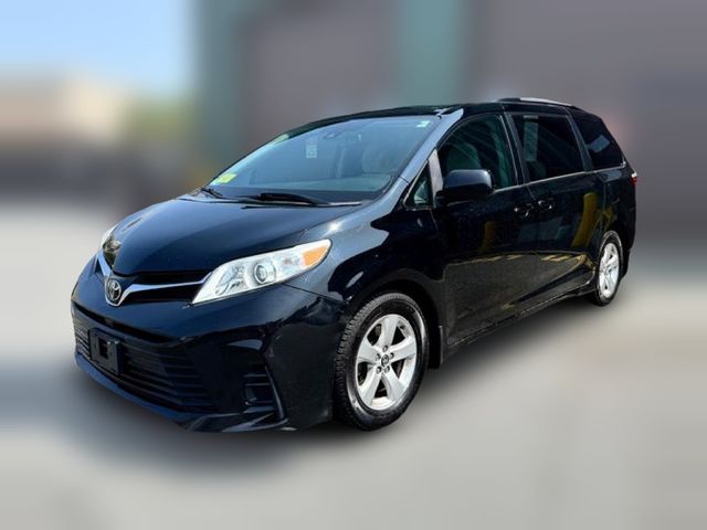 2018 Toyota Sienna 