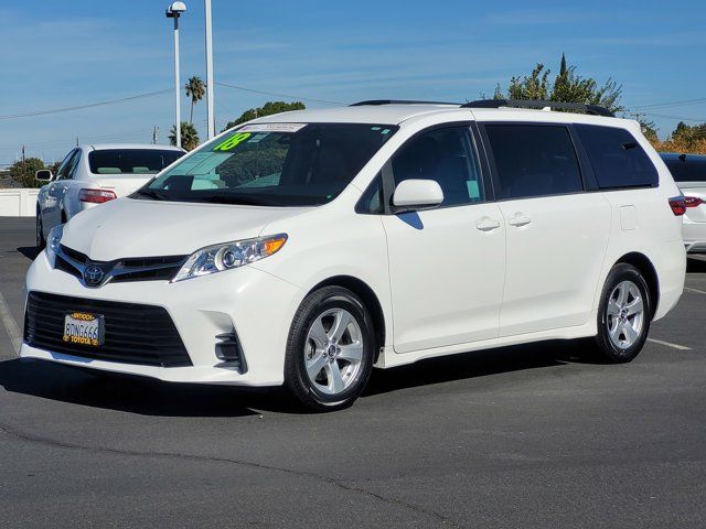 2018 Toyota Sienna 