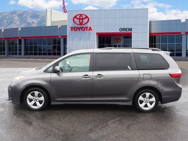 2018 Toyota Sienna 