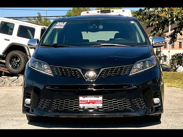 2018 Toyota Sienna SE Premium