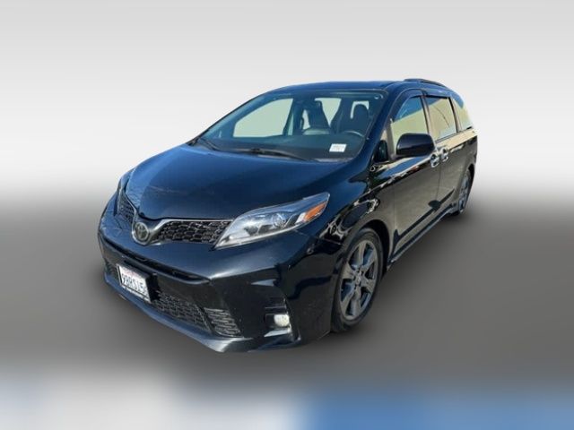 2018 Toyota Sienna SE