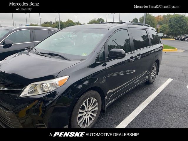 2018 Toyota Sienna XLE