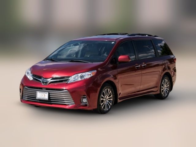 2018 Toyota Sienna 