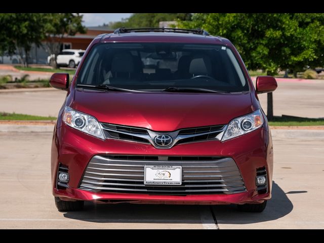 2018 Toyota Sienna 