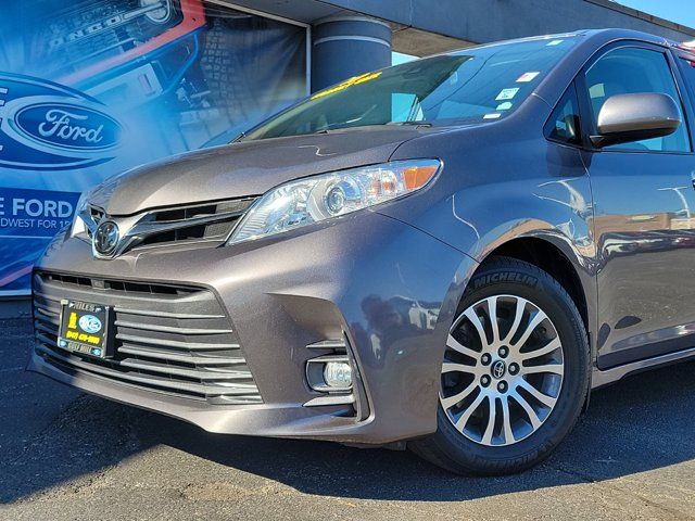 2018 Toyota Sienna XLE Premium