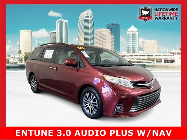 2018 Toyota Sienna XLE