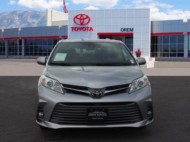 2018 Toyota Sienna 