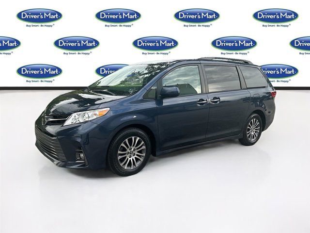 2018 Toyota Sienna 