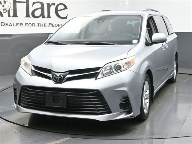 2018 Toyota Sienna 