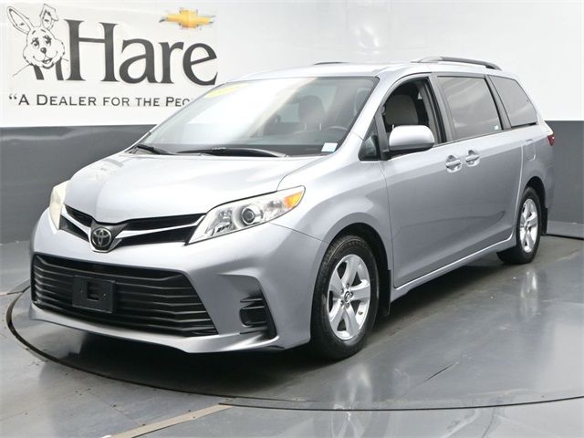 2018 Toyota Sienna 