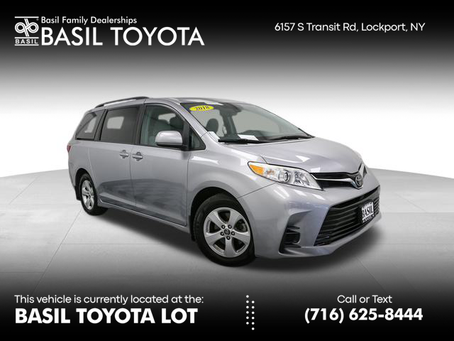 2018 Toyota Sienna LE