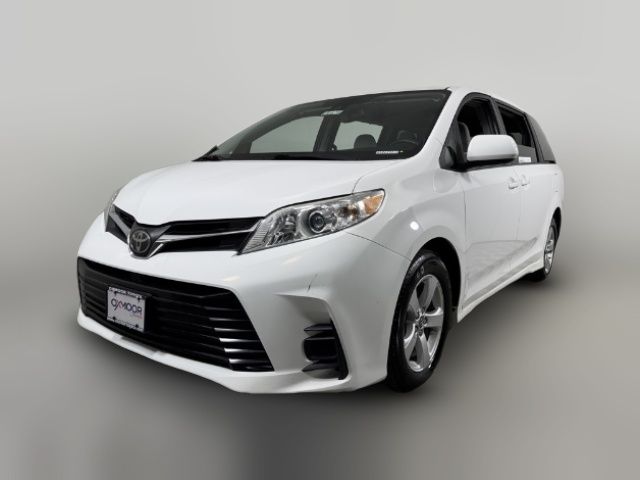 2018 Toyota Sienna 