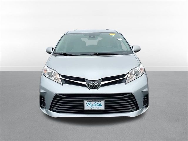 2018 Toyota Sienna 