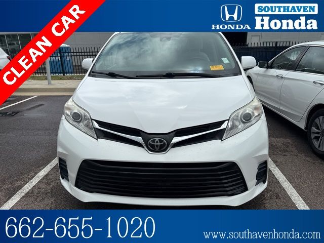 2018 Toyota Sienna 