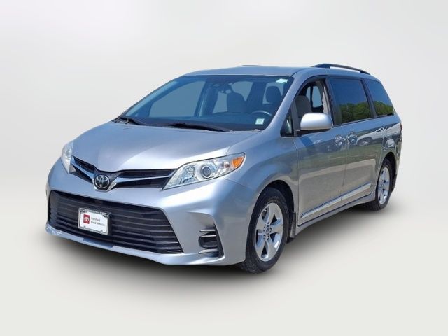 2018 Toyota Sienna 