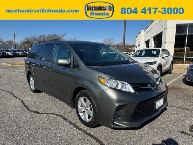 2018 Toyota Sienna 