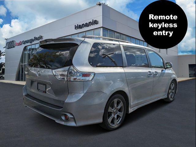 2018 Toyota Sienna SE