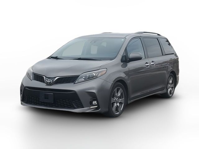 2018 Toyota Sienna 