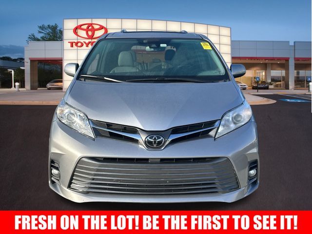 2018 Toyota Sienna XLE Premium