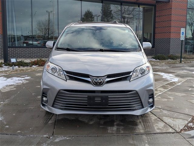 2018 Toyota Sienna XLE Premium