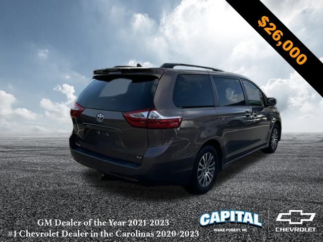 2018 Toyota Sienna 