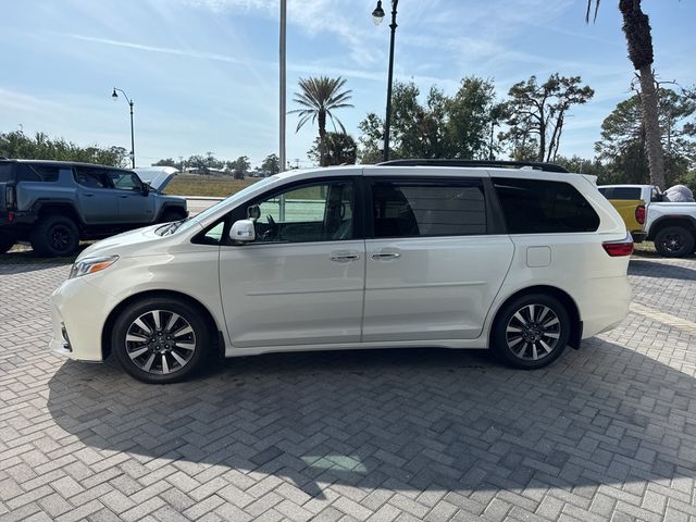 2018 Toyota Sienna Limited Premium