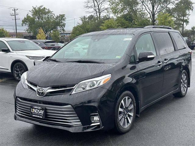 2018 Toyota Sienna Limited Premium