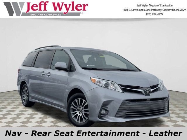 2018 Toyota Sienna XLE Premium