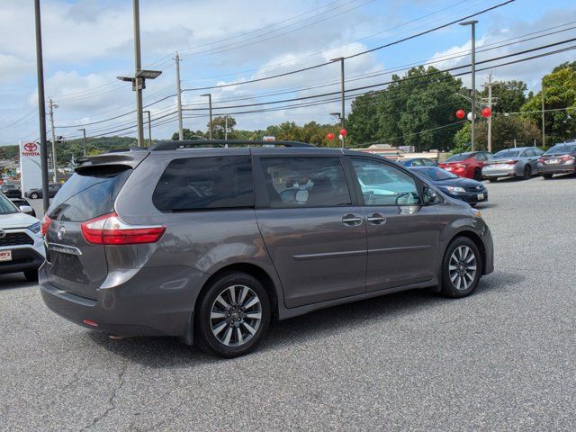 2018 Toyota Sienna Limited Premium