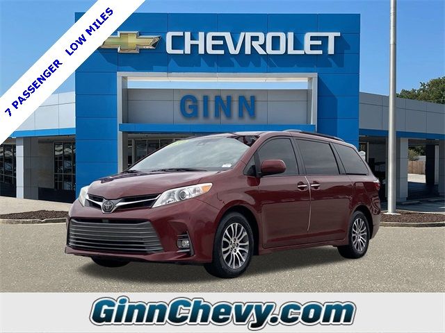 2018 Toyota Sienna 