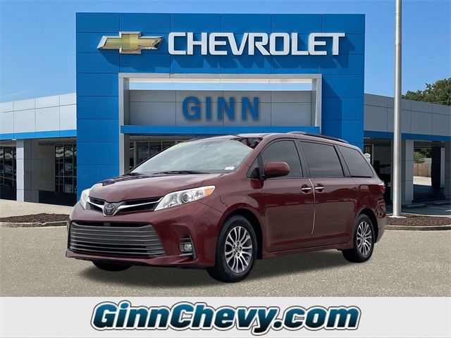 2018 Toyota Sienna 