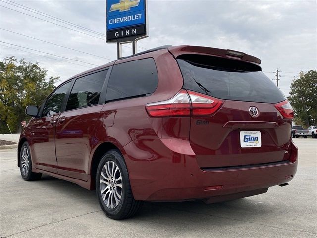 2018 Toyota Sienna 