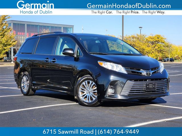 2018 Toyota Sienna XLE