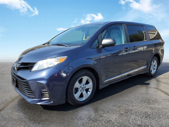 2018 Toyota Sienna L