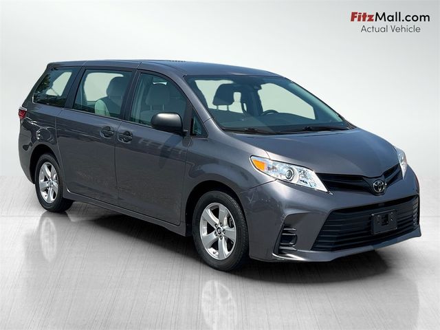 2018 Toyota Sienna L