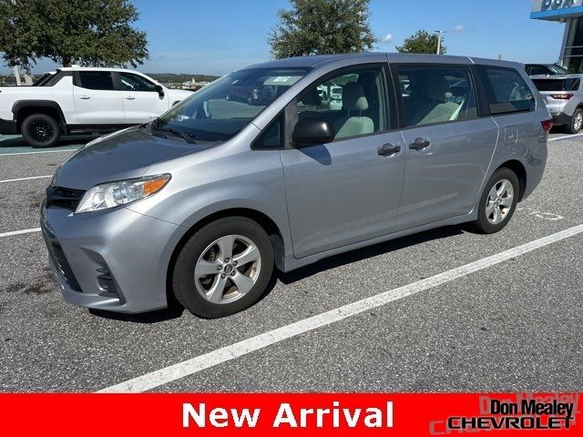 2018 Toyota Sienna L