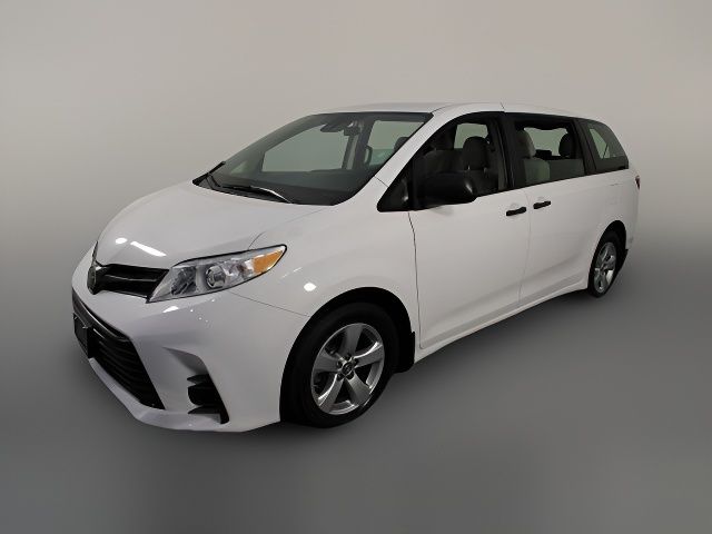 2018 Toyota Sienna L