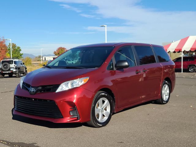 2018 Toyota Sienna L