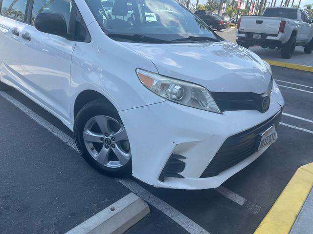 2018 Toyota Sienna L